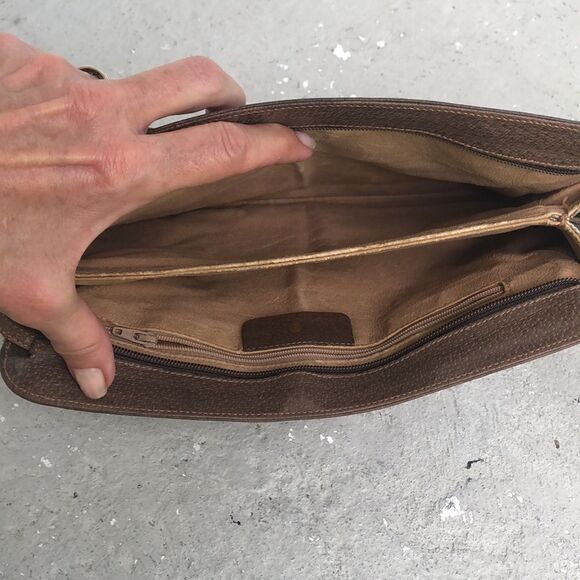 Vintage Gucci Crossbody - Picture 6 of 10